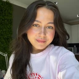 Esra 